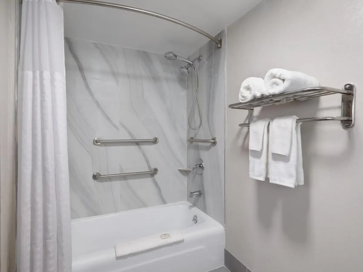 Days-Inn by Wyndham Montgomery I-85 9